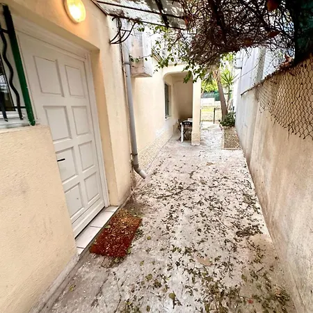 Appartement 106 - T2 Avec Jardin Dans Une Ancienne *